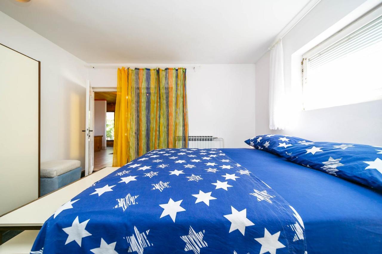 Guesthouse Ivkovic Krk Town Eksteriør billede